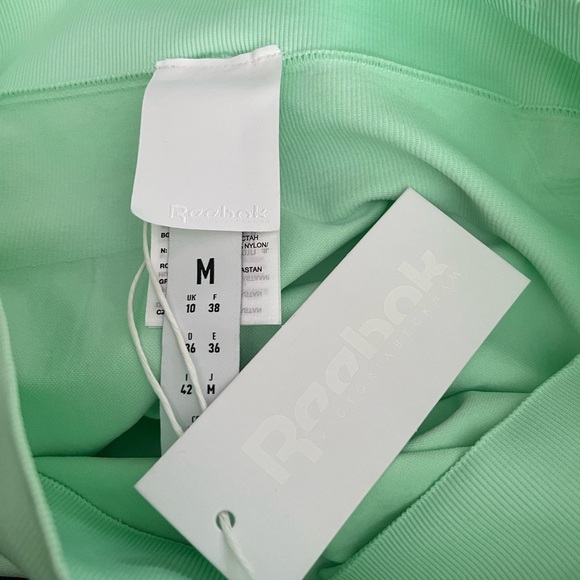 Reebok x Victoria Beckham Seamless Leggings Size Medium NWT - Picture 8 of 8